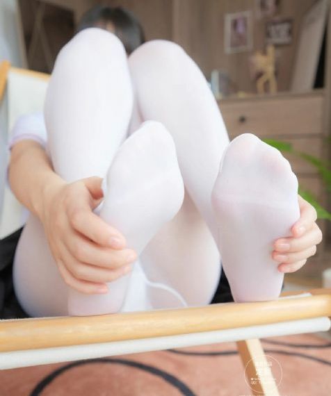 护士解开乳罩喂奶_DVDHD高清在线观看