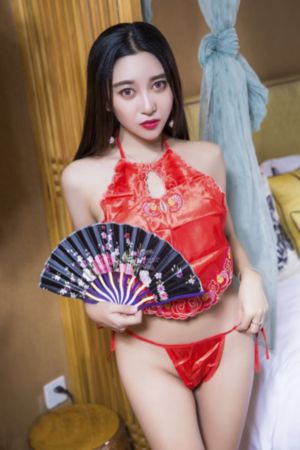 英语老师趴下了让我c在线播放_蓝光动漫在线观看