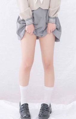 校花被两个老头疯狂桶出水_高清高清完整版
